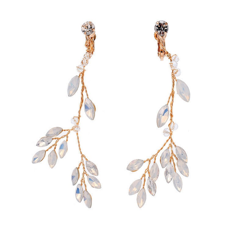 Crystal Tassel Drop Earrings – Elegant Sparkling Jewelry with Long Tassels for a Glamorous Look