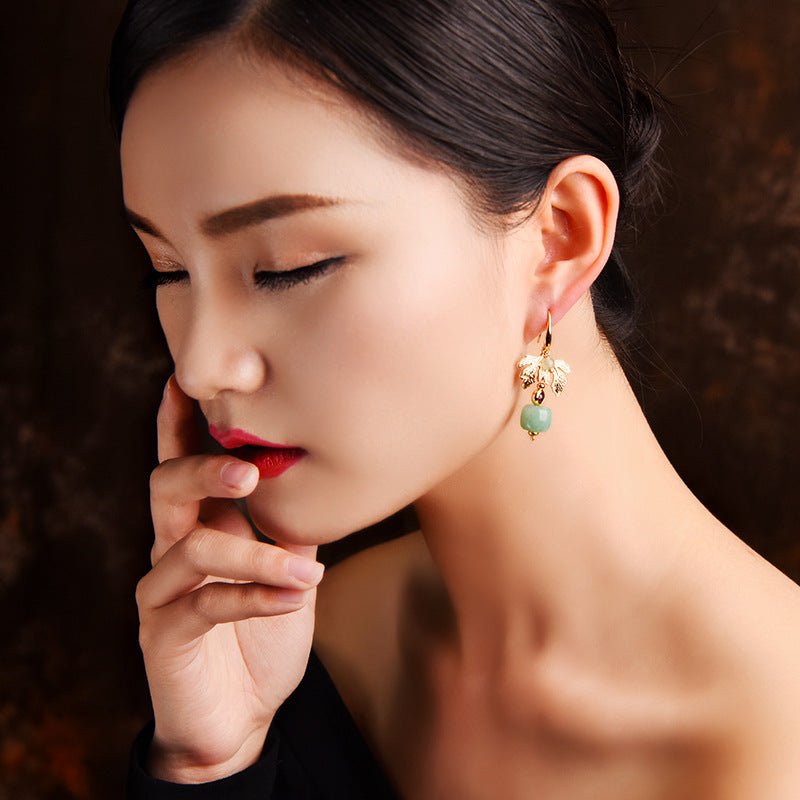 Tree Leaf Earrings, Beautifully Crafted with Detailed Leaf Motifs for a Chic and Natural Touch to Any Outfit