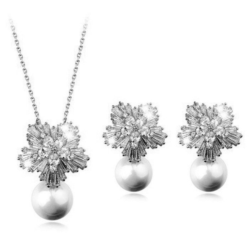 Gem Frost Necklace and Earrings Set, Dazzling Gemstone-Inlaid Design with Frosted Crystals for a Sophisticated, Icy Elegance