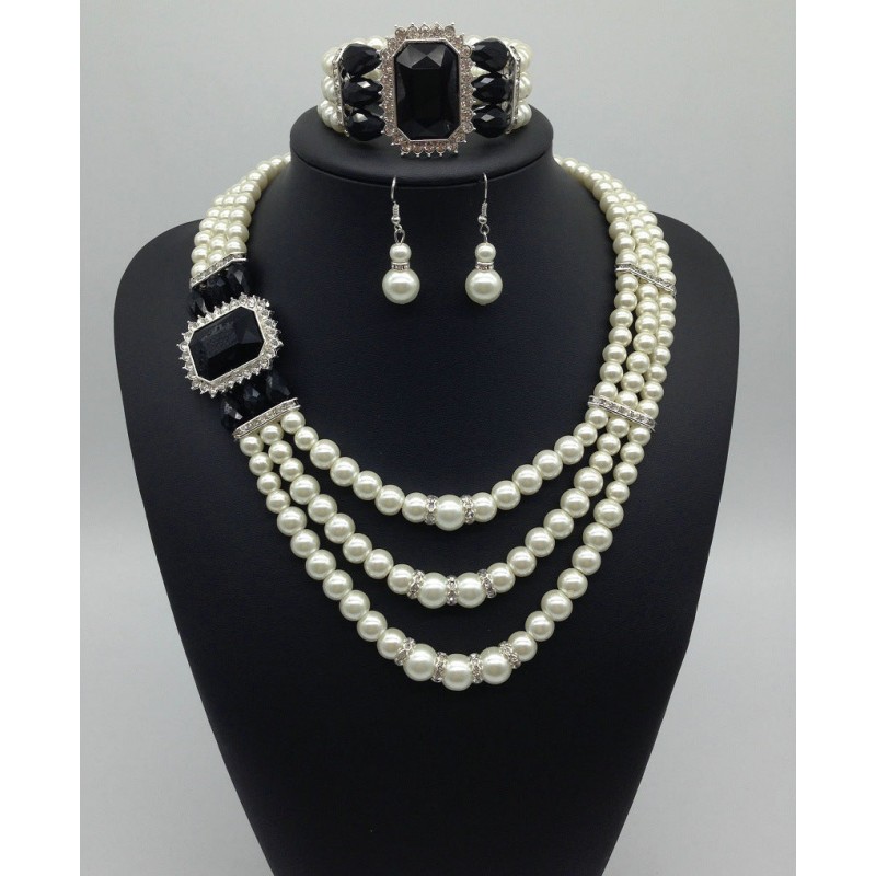 Gemstone Pearl Jewelry Set, Stunning Necklace and Earrings Featuring Radiant Pearls and Sparkling Gemstones for a Luxurious, Sophisticated Statement