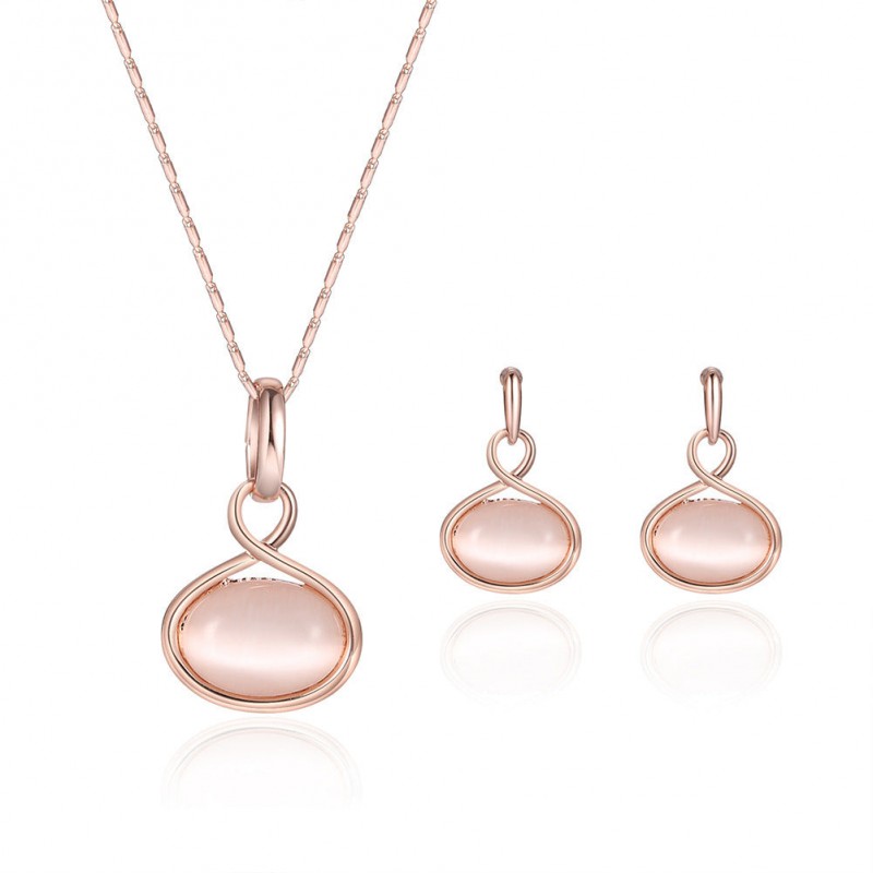 Classic Edge Necklace and Earrings Set – Timeles...