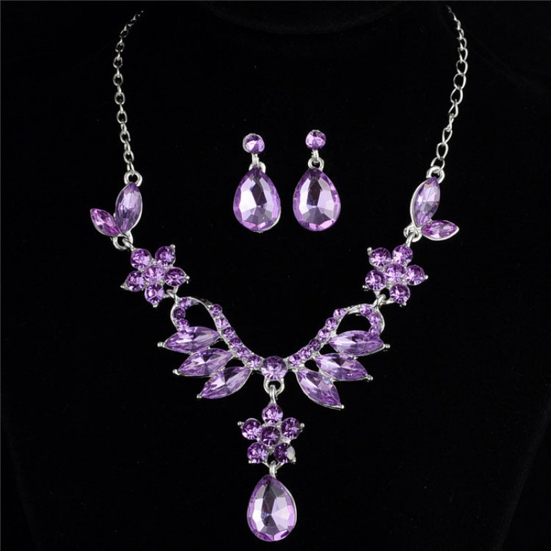 Dazzle Drop Necklace and Earrings Set – Sparkling Crystal Jewelry with Elegant Drop Design for a Glamorous Look