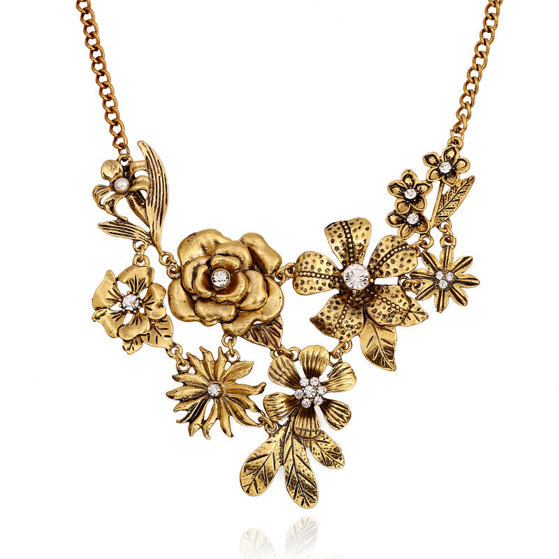 Handcrafted Floral Necklace: Embrace the Beauty of Nature in Every Bloom