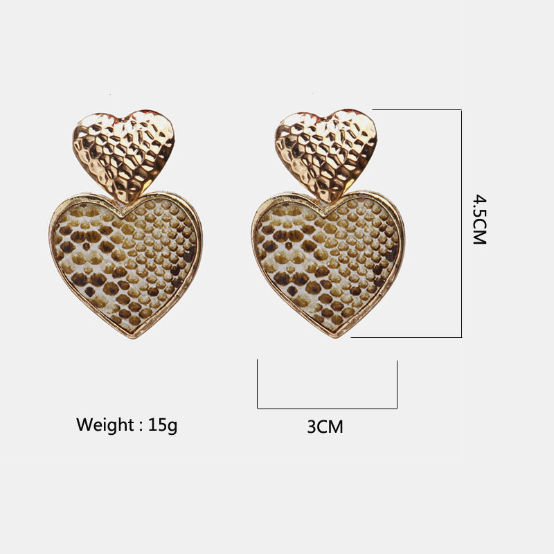 Heart Pendant Earrings, Graceful Heart-Shaped Pendants with Radiant Details for a Charming and Timeless Look of Love