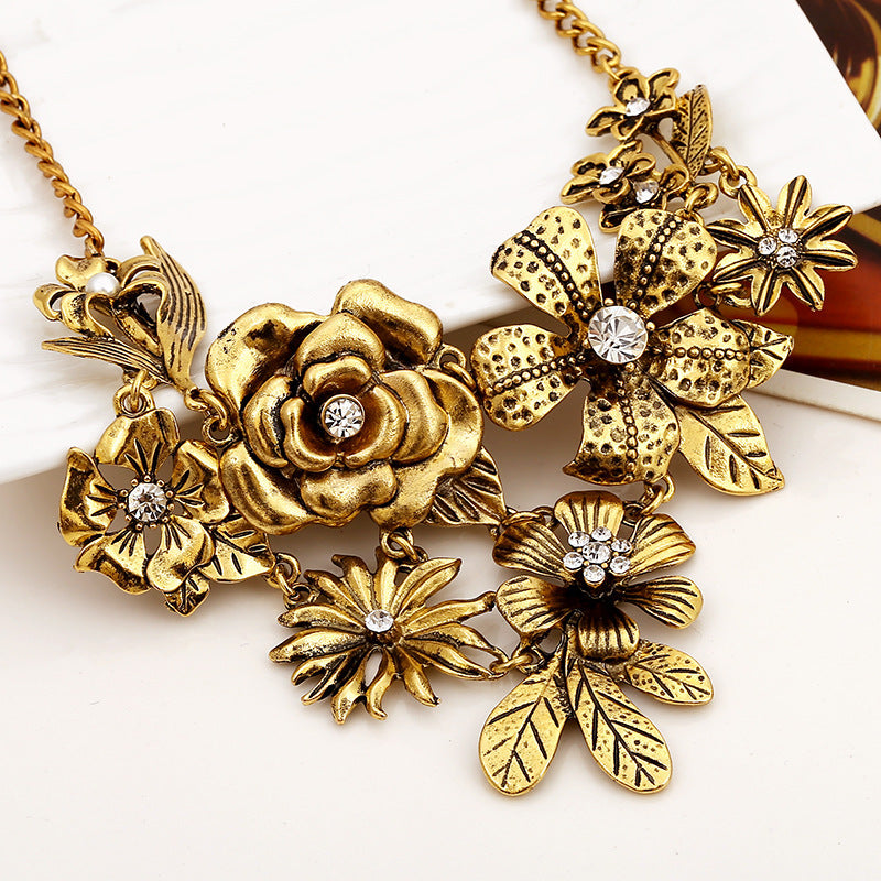 Handcrafted Floral Necklace: Embrace the Beauty of Nature in Every Bloom