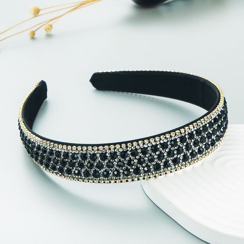 Non-slip Stone Headband, Elegant Design with Smooth Stones for a Secure Fit and Chic Look That Stays in Place