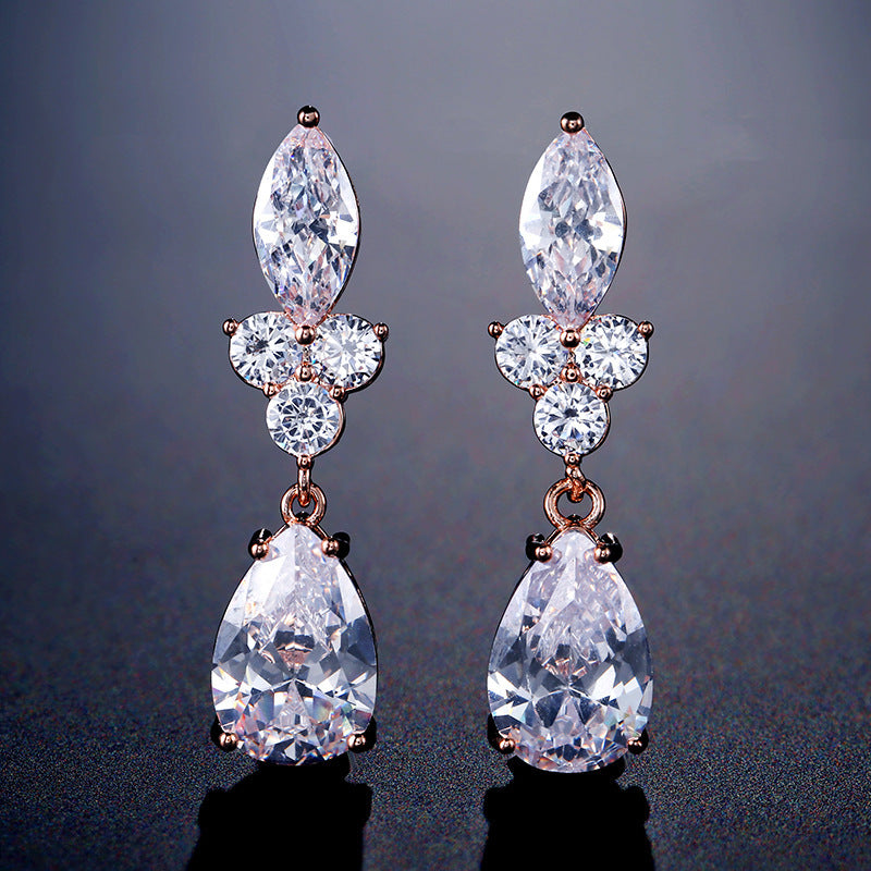 Classic Drop Earrings – Elegant Fashion Jewelry for Every Occasion