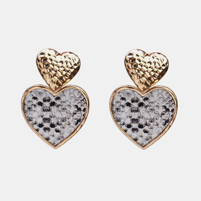 Heart Pendant Earrings, Graceful Heart-Shaped Pendants with Radiant Details for a Charming and Timeless Look of Love