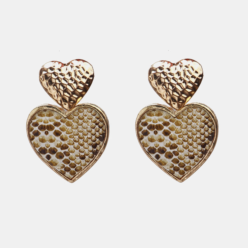 Heart Pendant Earrings, Graceful Heart-Shaped Pendants with Radiant Details for a Charming and Timeless Look of Love