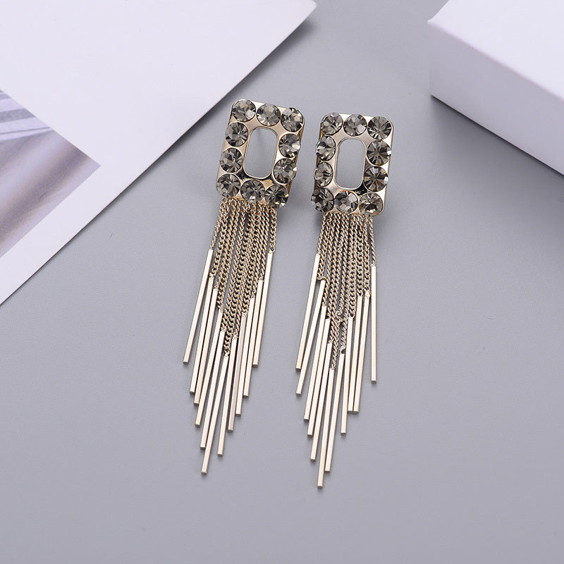 Personality Exaggerated Tassel Earrings Bold Fashion-Forward Design with Electroplating for a Unique Statement Look