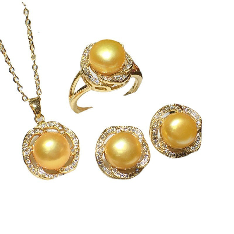 Freshwater Pearl Jewelry Set, Exquisite Necklace, Earrings, and Pendant with Lustrous Freshwater Pearls for a Chic and Elegant Touch to Any Occasion