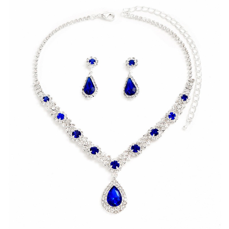 Ethereal Touch Elegant Jewelry Set, Dazzling Crystal Earrings and Necklace for Timeless Sophistication and Grace