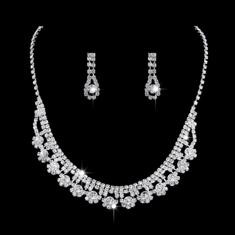 Full Rhinestone Jewelry Set, Stunning Necklace and Earrings with Brilliant Rhinestone Detailing for Maximum Sparkle and Elegance