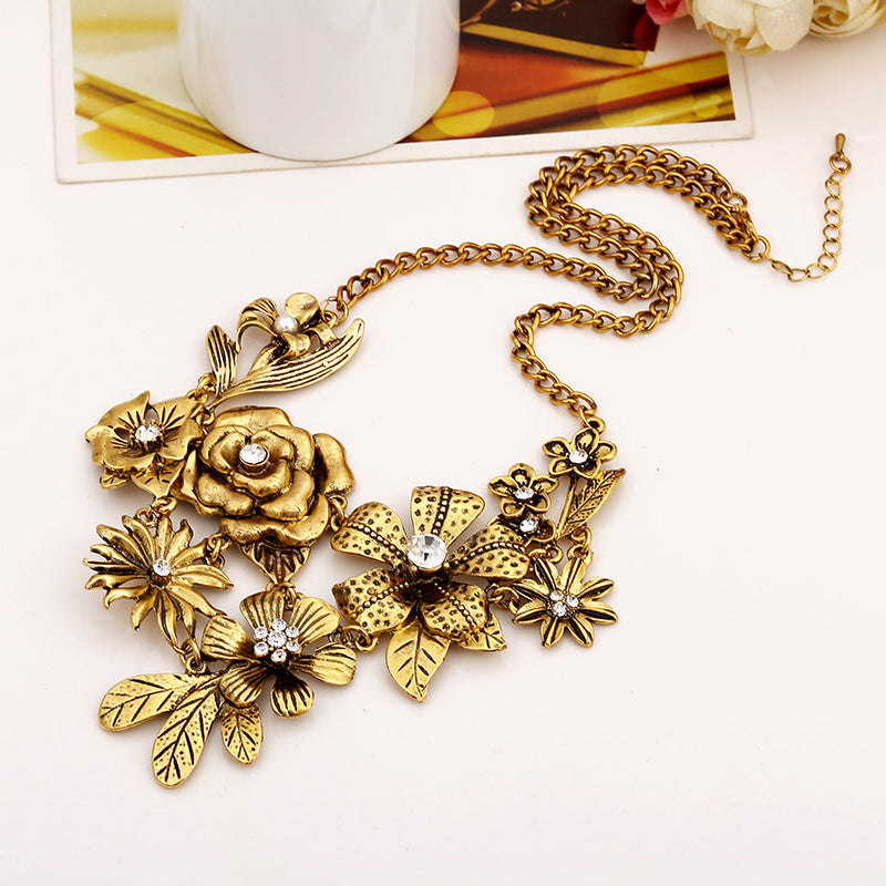 Handcrafted Floral Necklace: Embrace the Beauty of Nature in Every Bloom